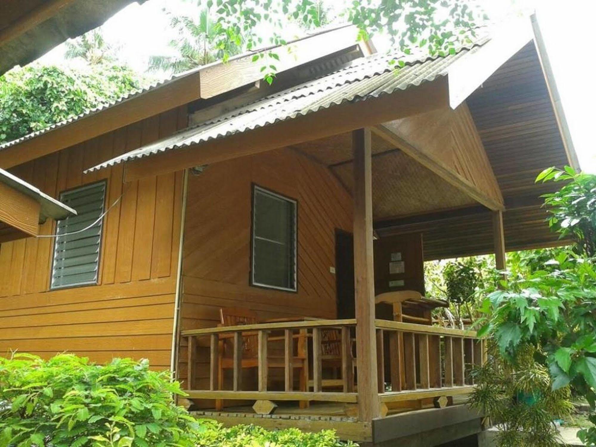 Save Bungalows Тау Экстерьер фото
