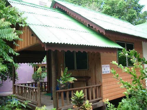 Save Bungalows Тау Экстерьер фото